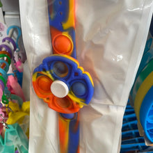 Load image into Gallery viewer, Bracelet Spinner Fidget Toy
